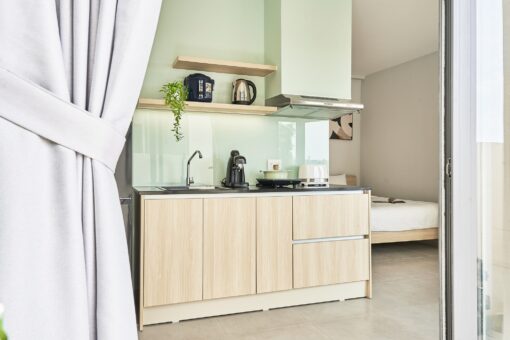 Tủ Bếp Gỗ Công Nghiệp Phong Cách Tối Giản - Hình ảnh 3
