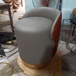 ghế đôn cánh cong mềm mại