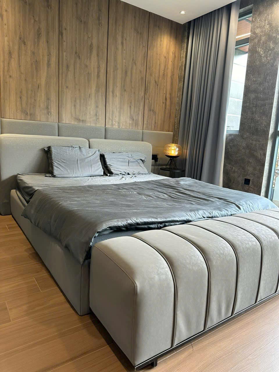 giường ngủ bọc nệm có tốt không