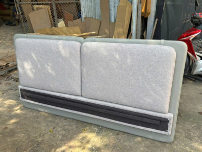 kiểm tra chất lượng giường bọc đệm